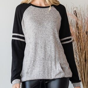 COLOR BLOCK RAGLAN TOP - BLACK/OATMEAL - NEW WITH TAGS